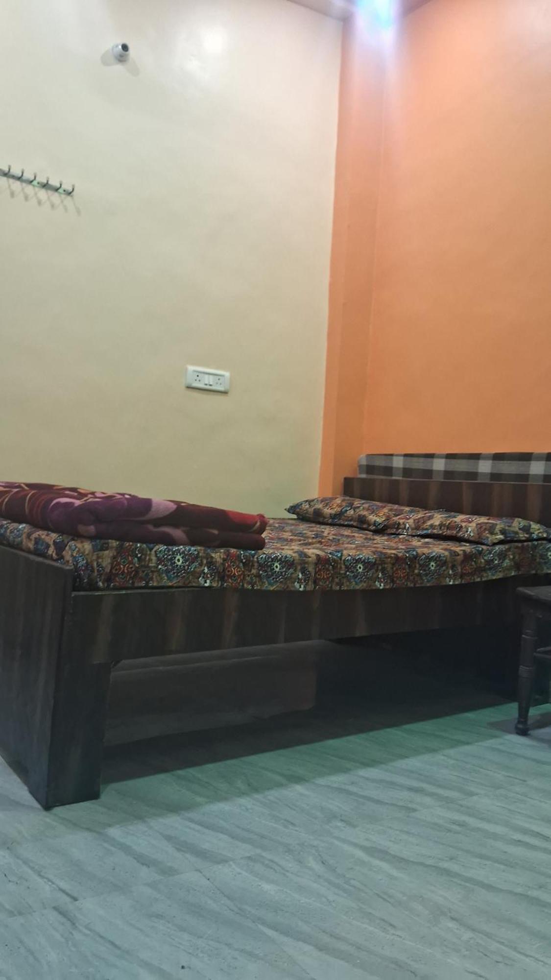 Laxman Guest house